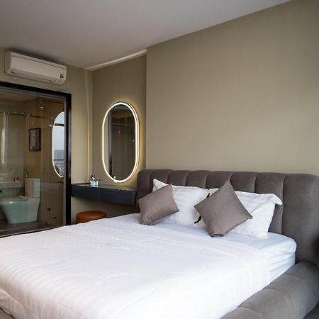 Bearbrick Homestay Near Beach, Csj Tower Apartment ブンタオ エクステリア 写真