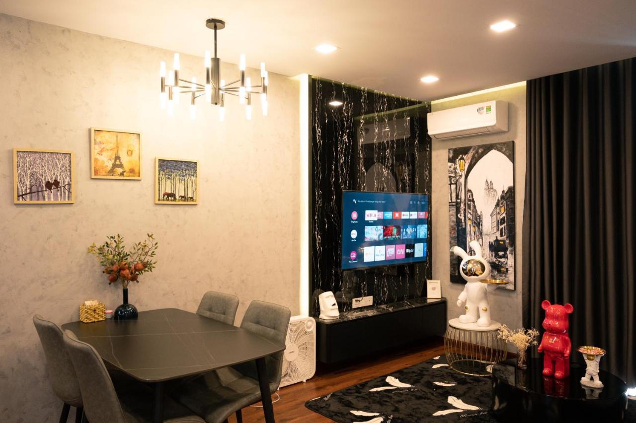 Bearbrick Homestay Near Beach, Csj Tower Apartment ブンタオ エクステリア 写真