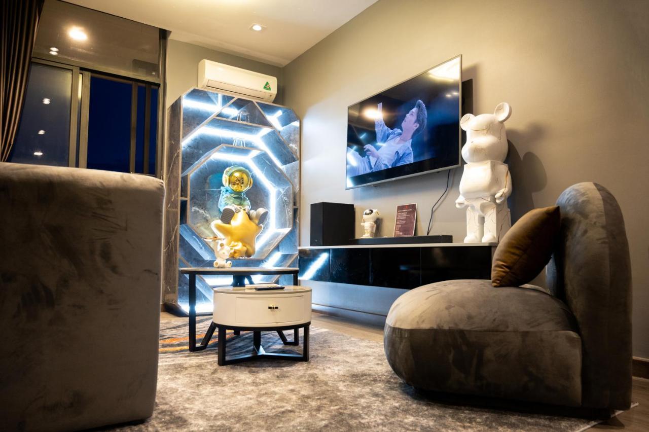 Bearbrick Homestay Near Beach, Csj Tower Apartment ブンタオ エクステリア 写真