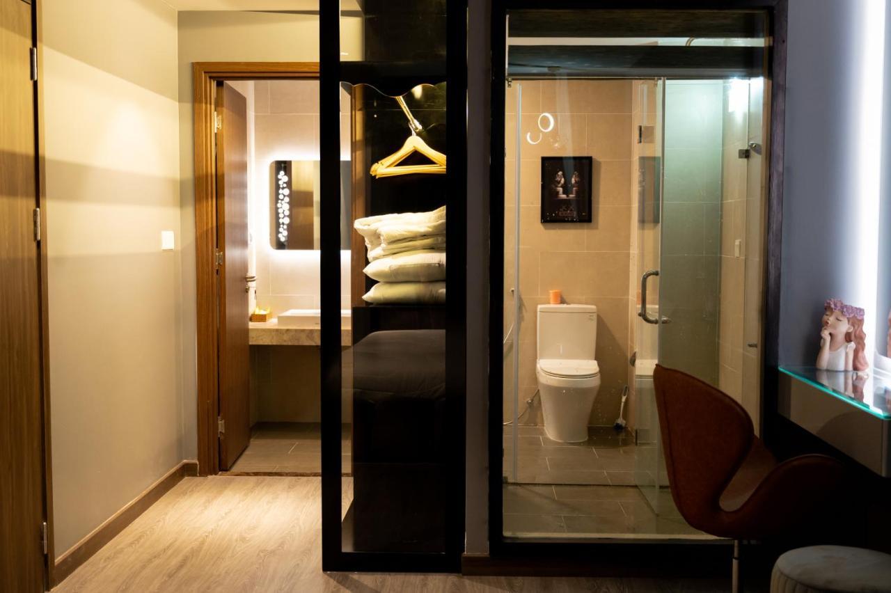 Bearbrick Homestay Near Beach, Csj Tower Apartment ブンタオ エクステリア 写真