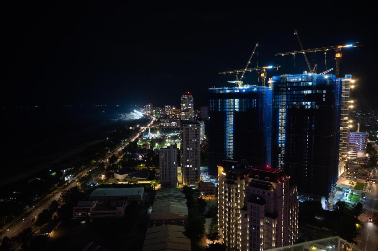 Bearbrick Homestay Near Beach, Csj Tower Apartment ブンタオ エクステリア 写真
