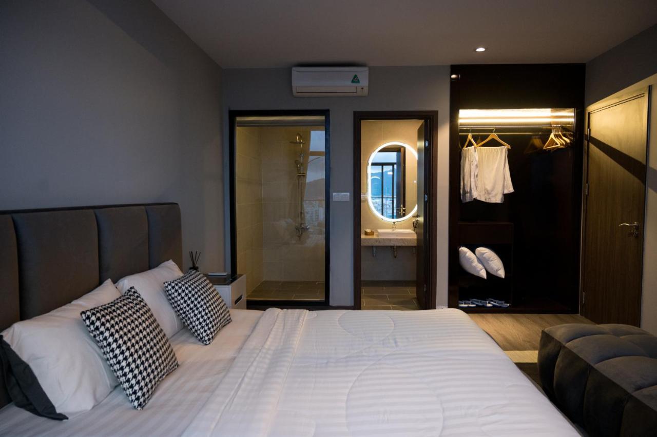 Bearbrick Homestay Near Beach, Csj Tower Apartment ブンタオ エクステリア 写真