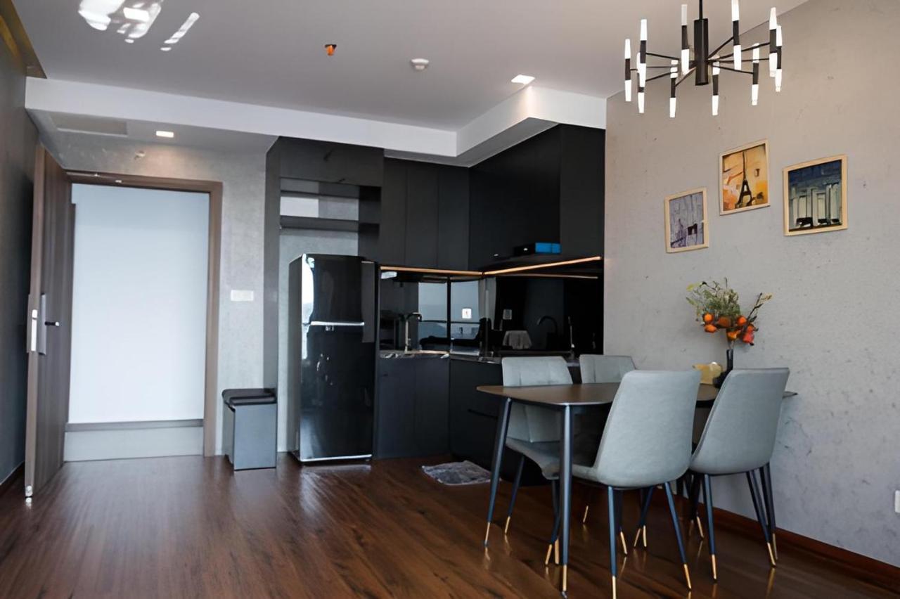 Bearbrick Homestay Near Beach, Csj Tower Apartment ブンタオ エクステリア 写真
