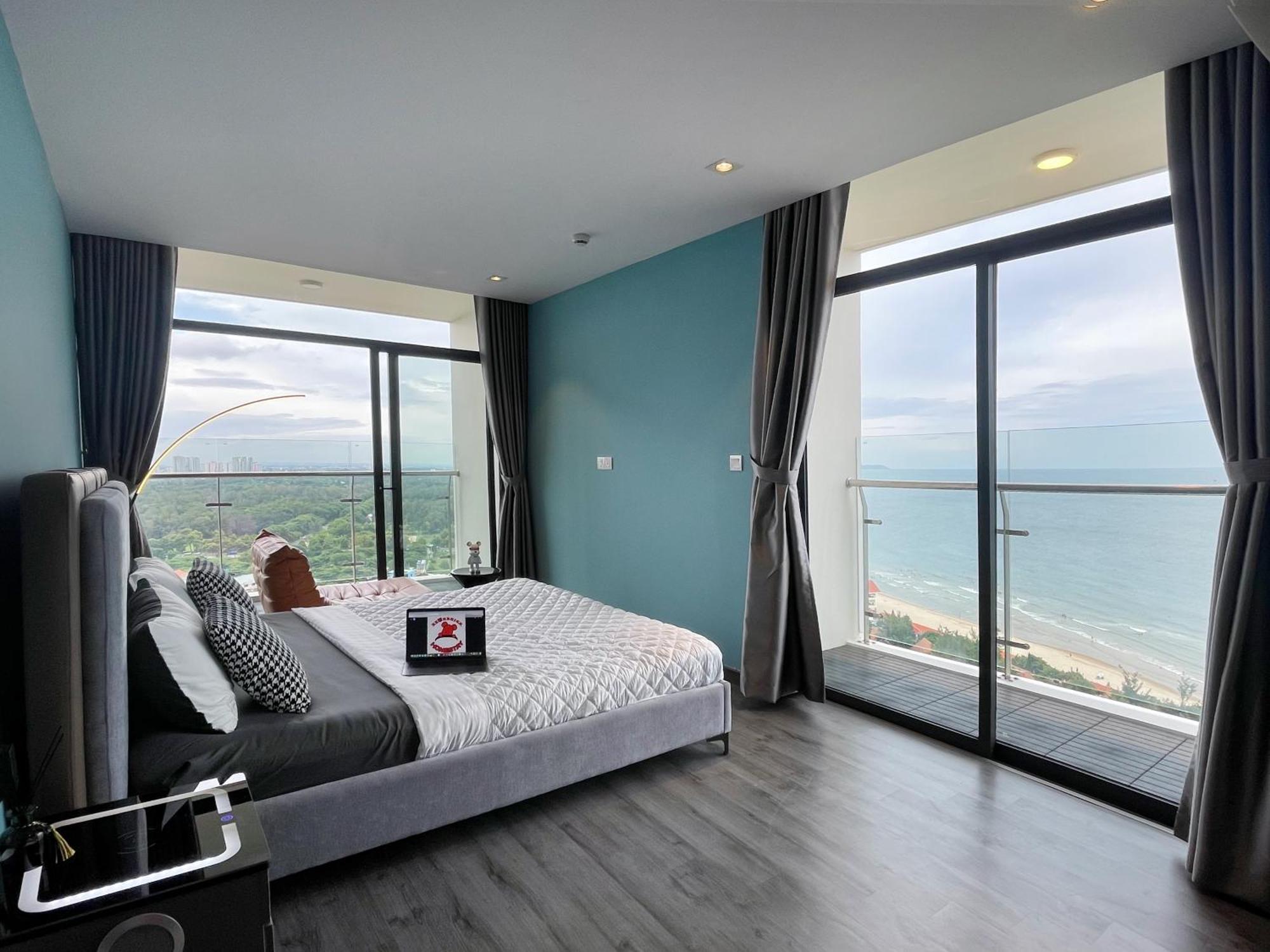 Bearbrick Homestay Near Beach, Csj Tower Apartment ブンタオ エクステリア 写真