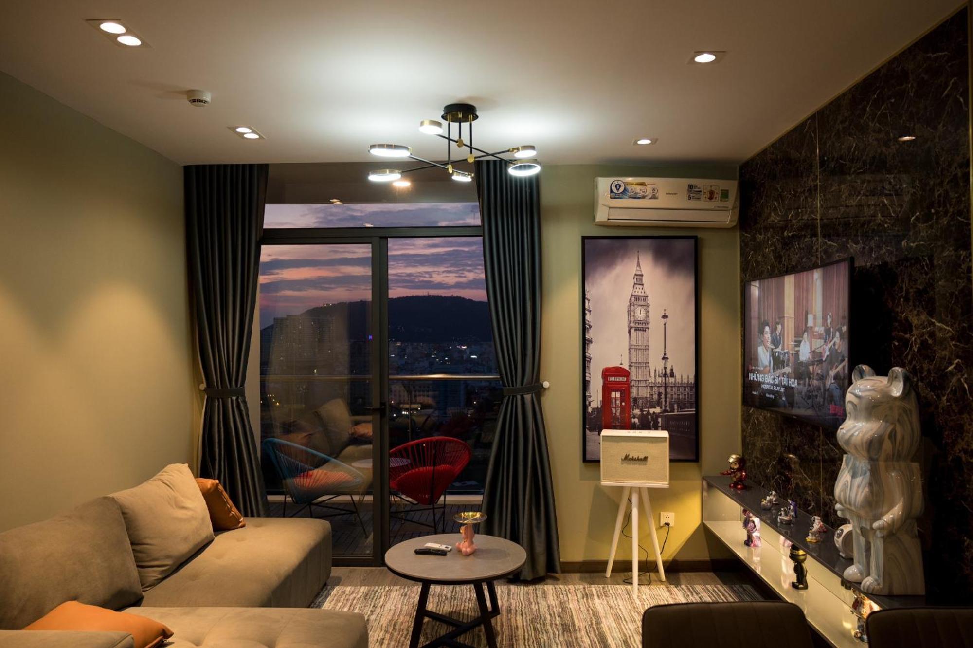 Bearbrick Homestay Near Beach, Csj Tower Apartment ブンタオ エクステリア 写真