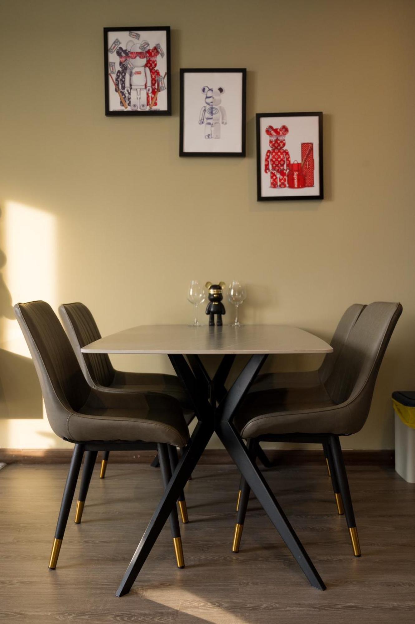Bearbrick Homestay Near Beach, Csj Tower Apartment ブンタオ エクステリア 写真