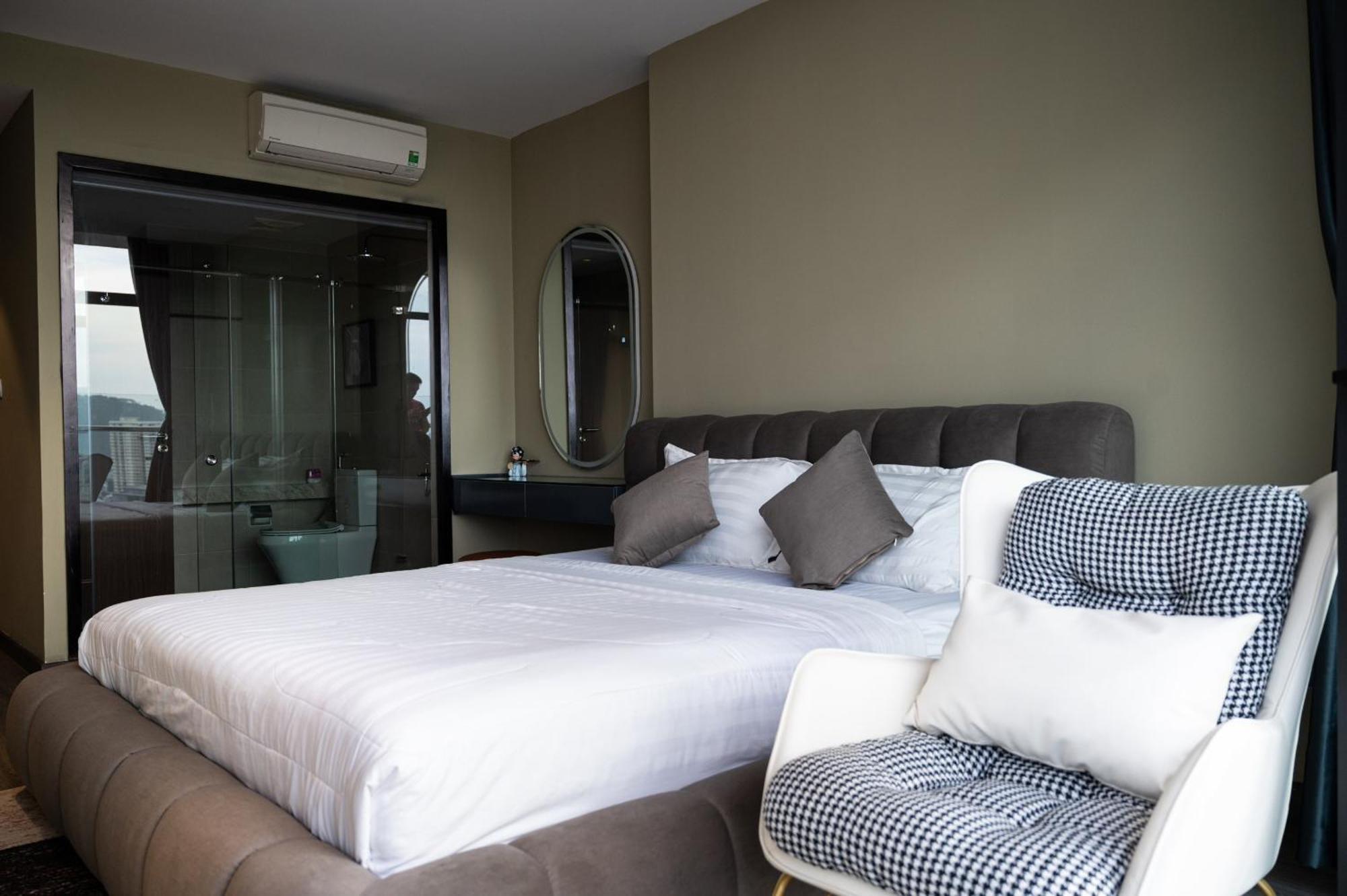 Bearbrick Homestay Near Beach, Csj Tower Apartment ブンタオ エクステリア 写真