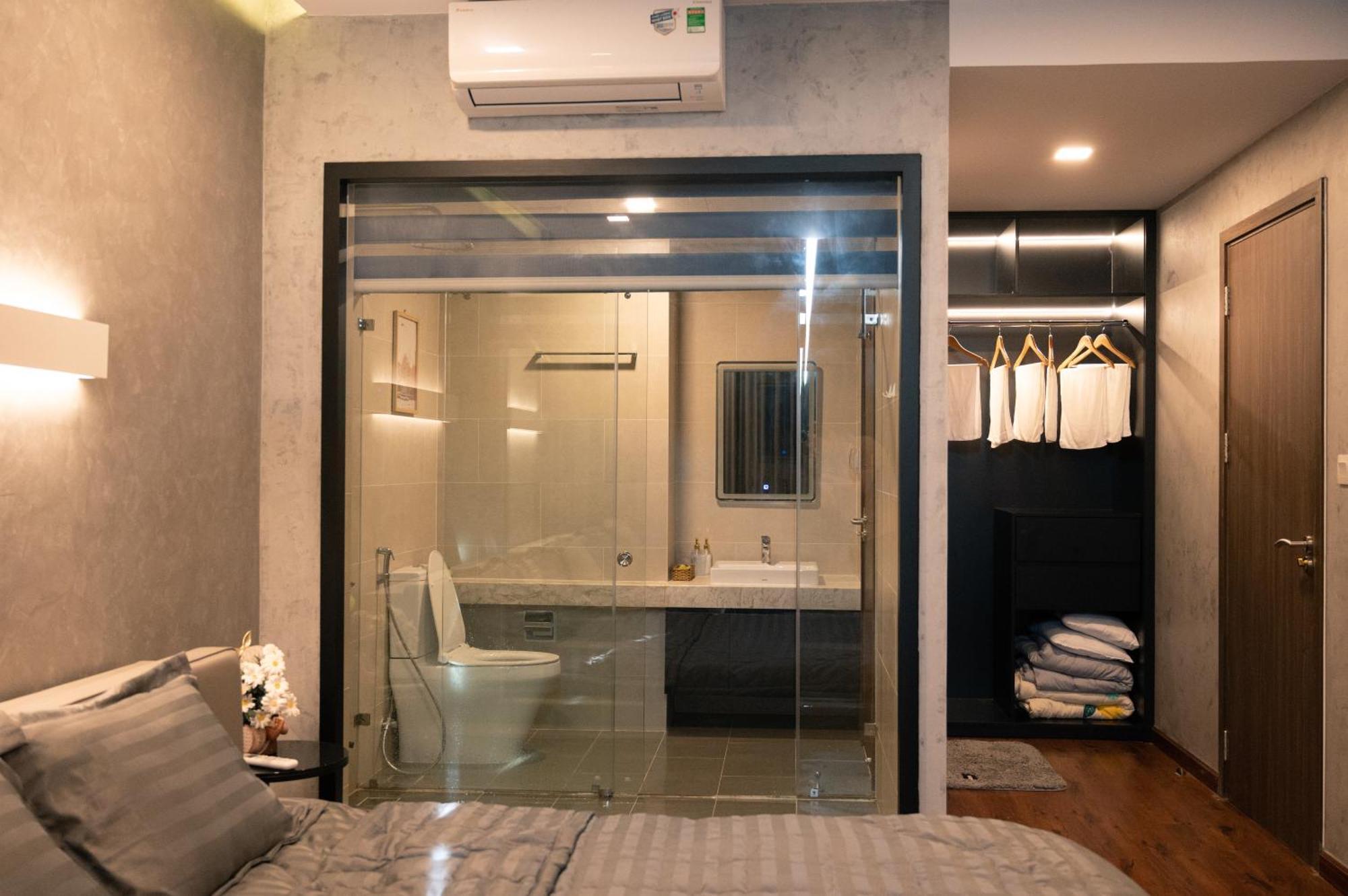 Bearbrick Homestay Near Beach, Csj Tower Apartment ブンタオ エクステリア 写真