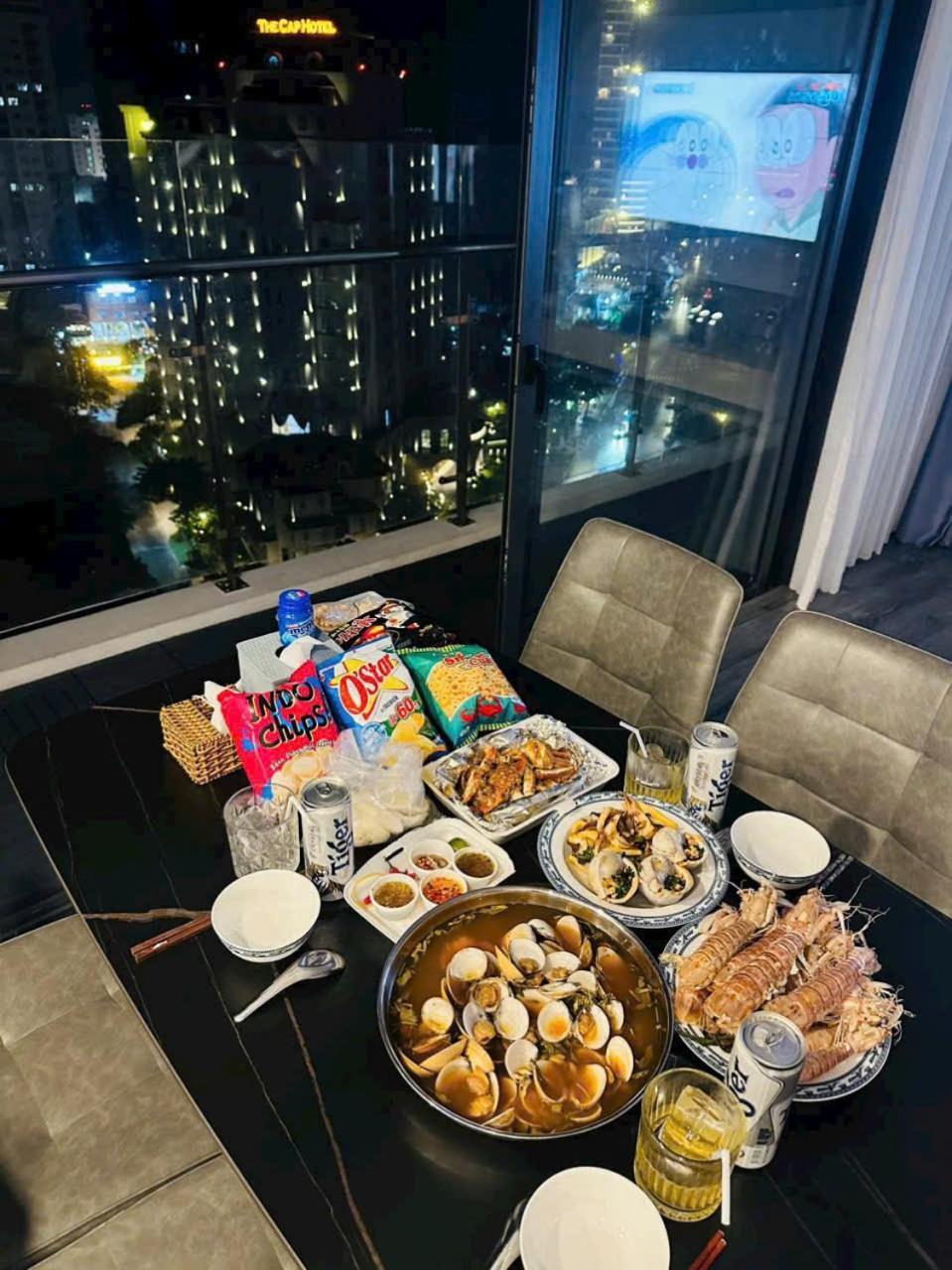Bearbrick Homestay Near Beach, Csj Tower Apartment ブンタオ エクステリア 写真